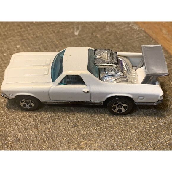 Hot Wheels Lot Of 6 Ferrari/Fire Crew/Corvette/Tacoma/El Camino/Ford coupe - Picture 15 of 16